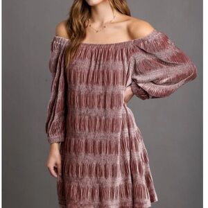 UMGEE #5 - NWT Elegant Off-Shoulder Mauve Dress (bin A)